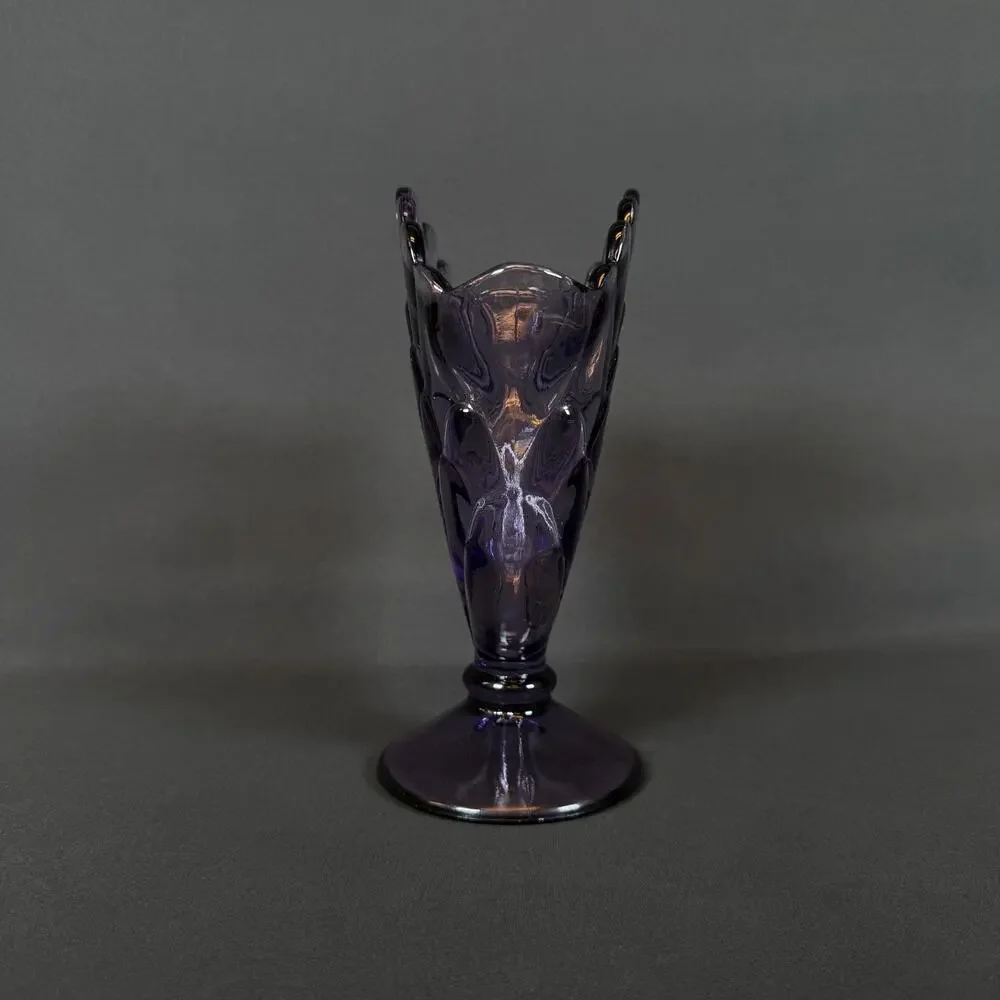 FENTON ART GLASS AMETHYST PURPLE SCALLOPED EDGE VASE 8